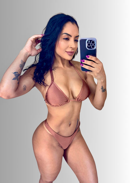 Biquíni para Bronzeamento Asa Delta Marrom